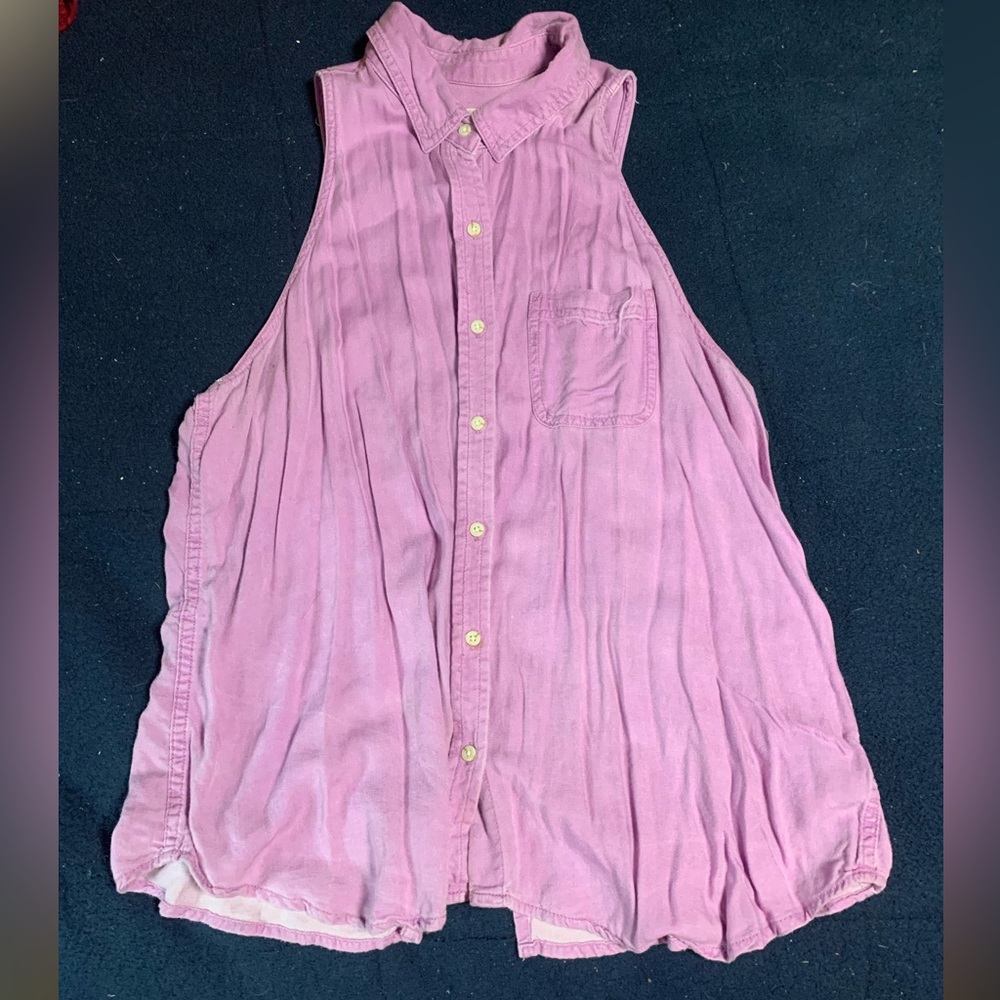 purple sleeveless button-down